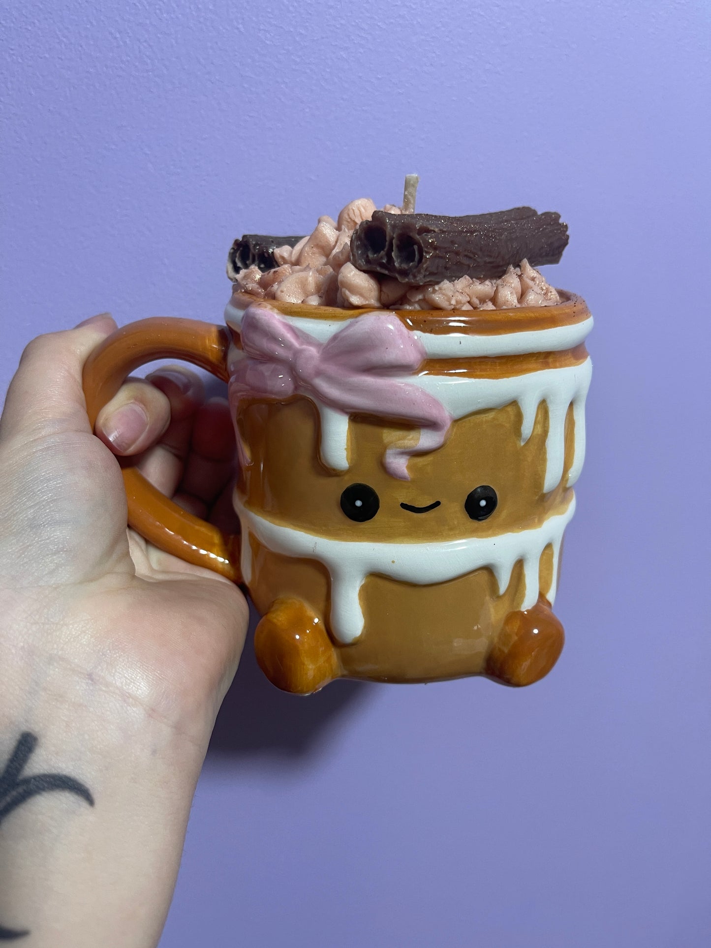 Bougie Roulé à cannelle - Mug chantilly
