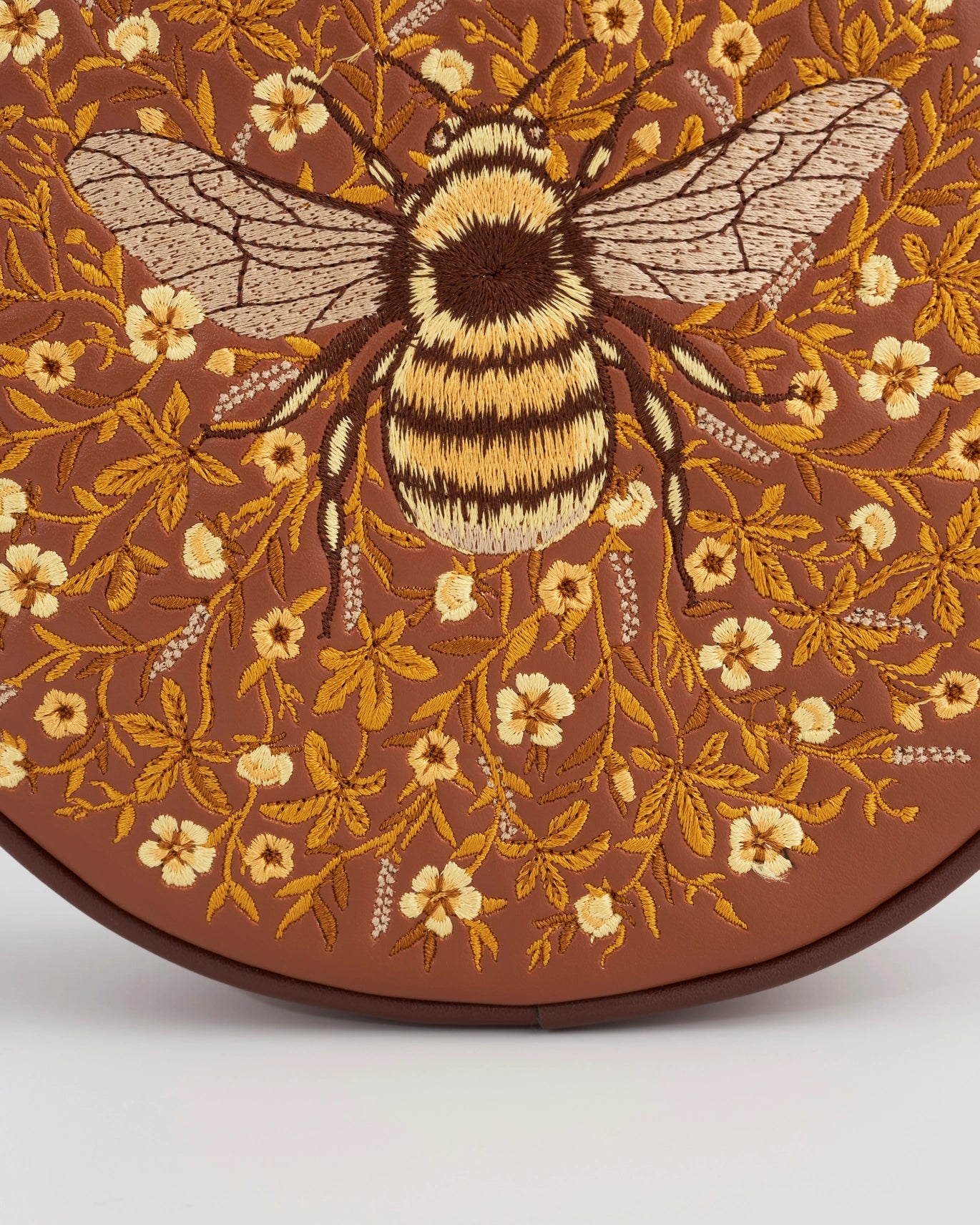 Sac brodé Abeille